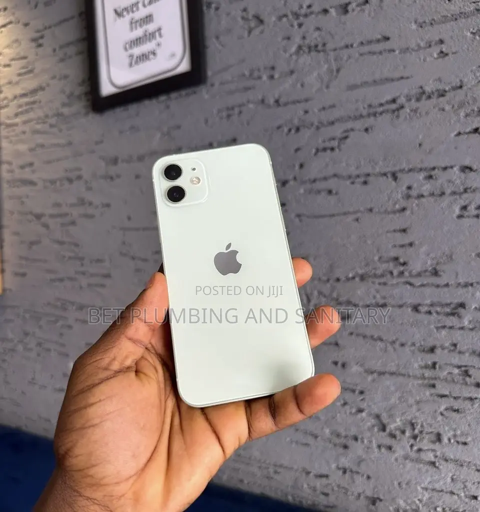 New Apple iPhone 12 128 GB Yellow