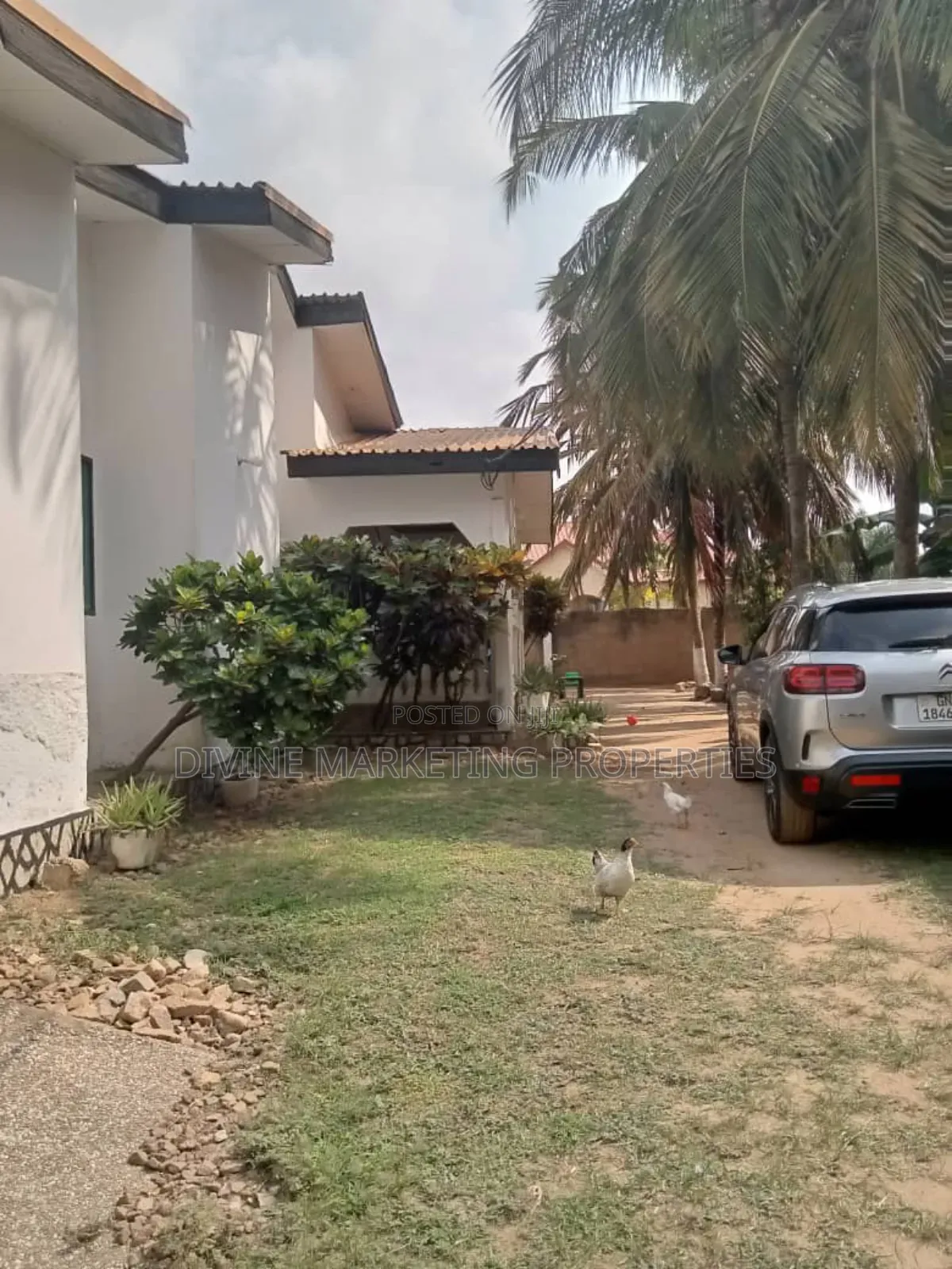 8bdrm House in Ablekuma To Amasaman for sale