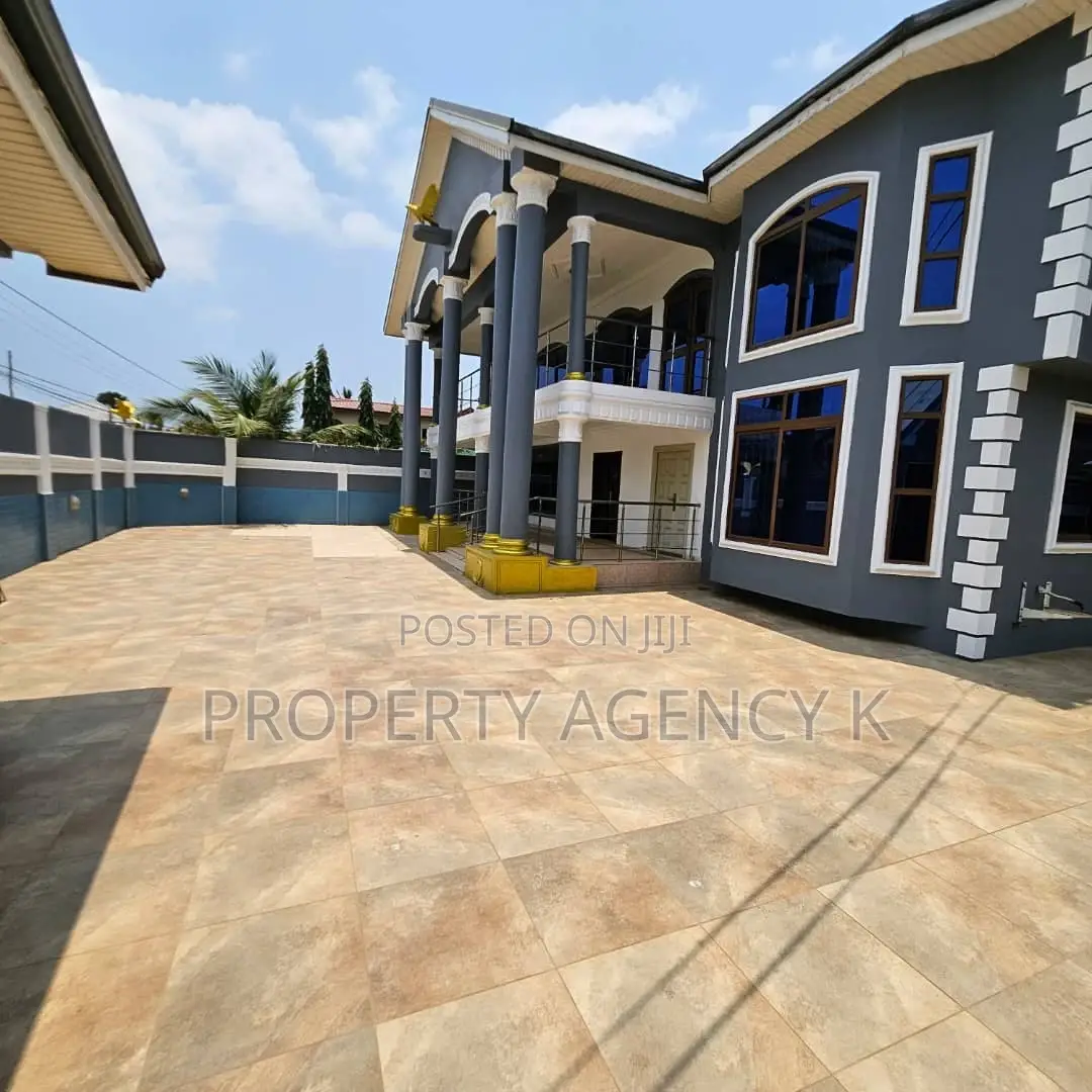 8bdrm Mansion in Kff, Ga South Municipal for sale