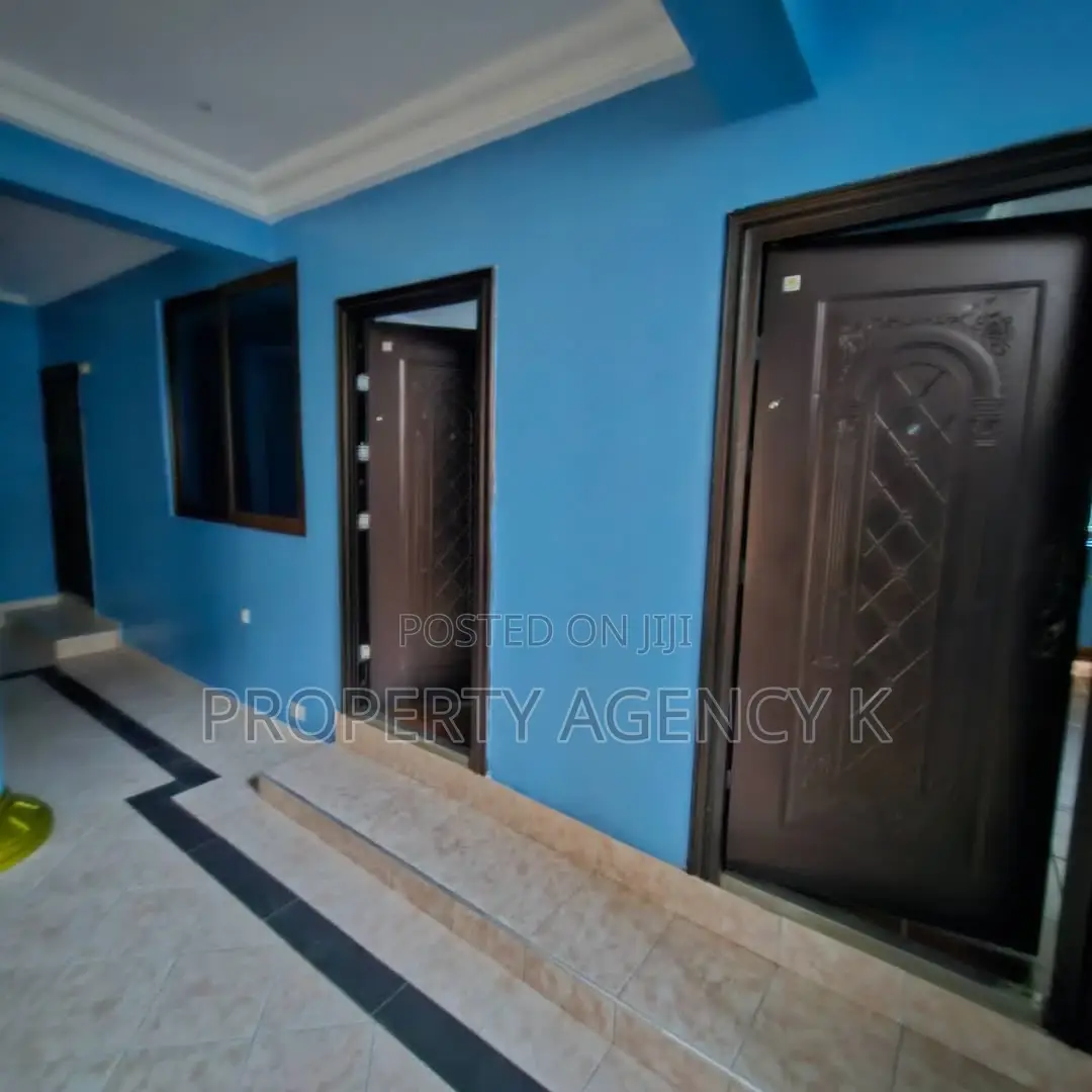 8bdrm Mansion in Kff, Ga South Municipal for sale