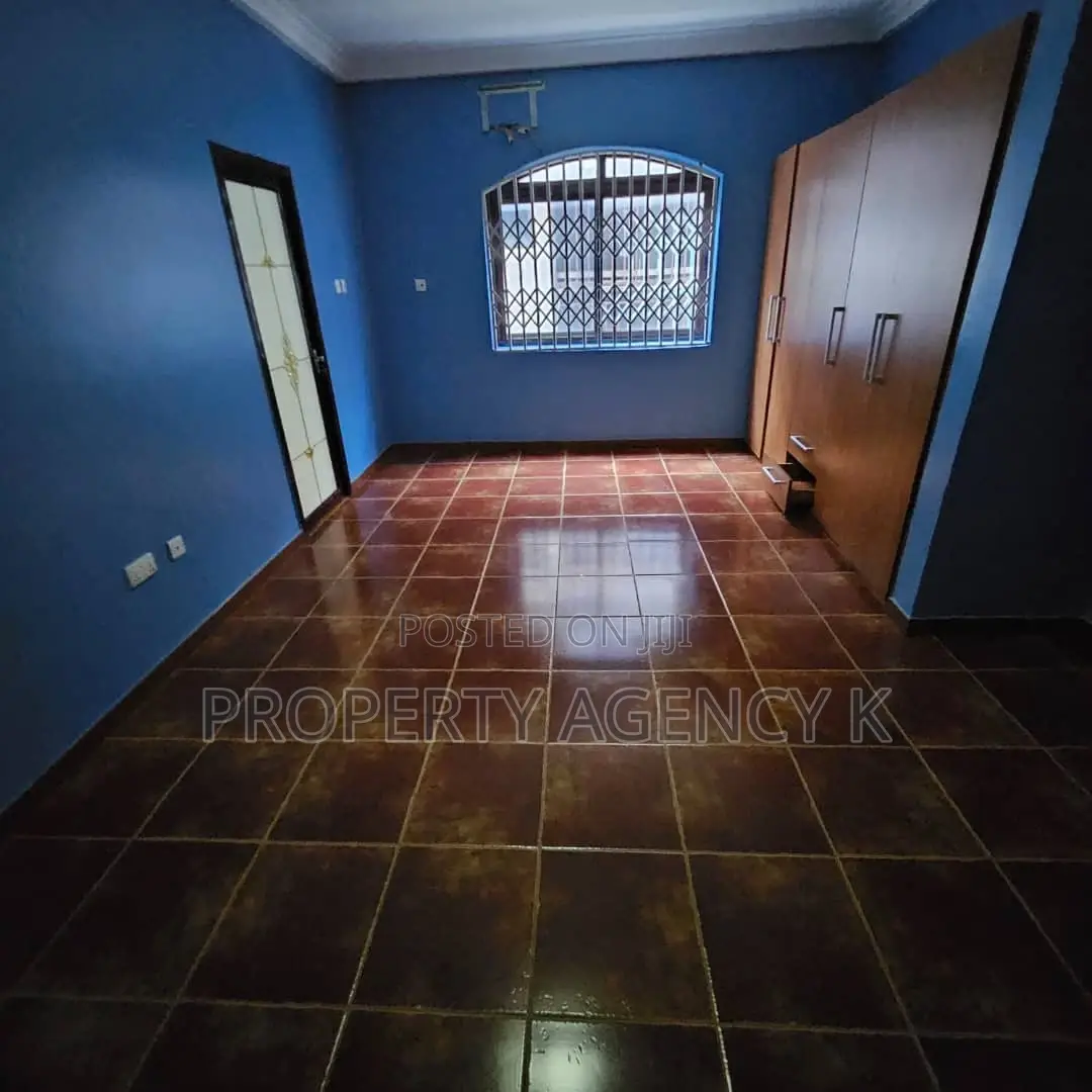 8bdrm Mansion in Kff, Ga South Municipal for sale