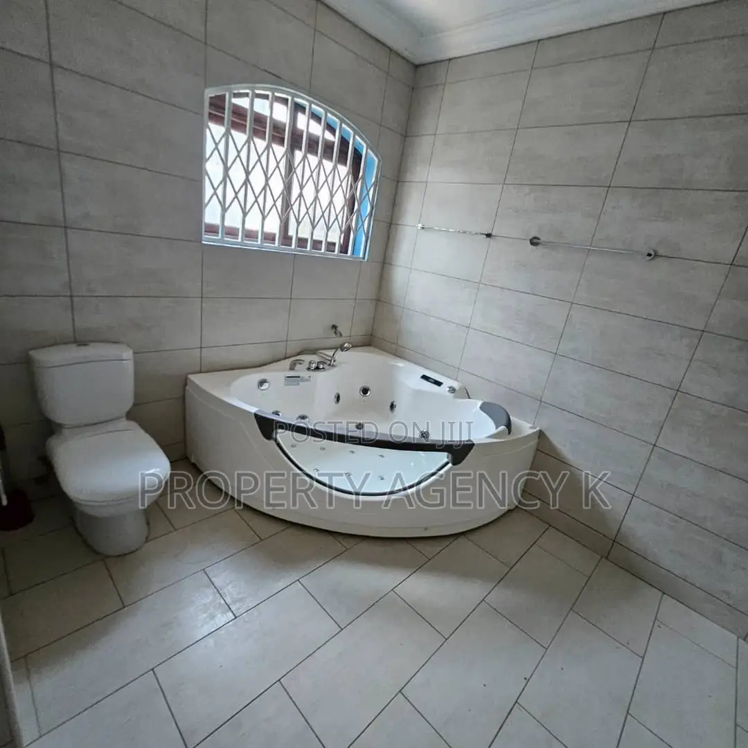 8bdrm Mansion in Kff, Ga South Municipal for sale