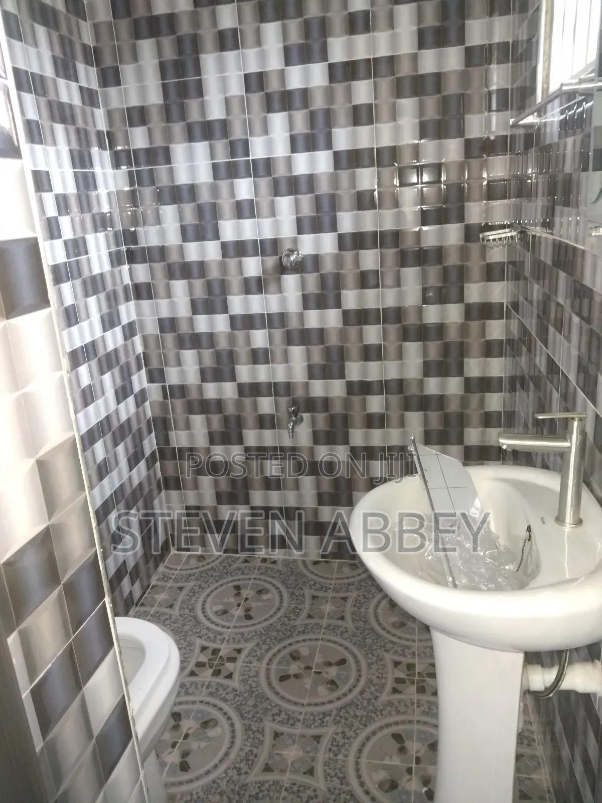2bdrm Apartment in Adom Agency, Teshie for rent