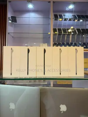 New Apple iPhone 17 256 GB Black