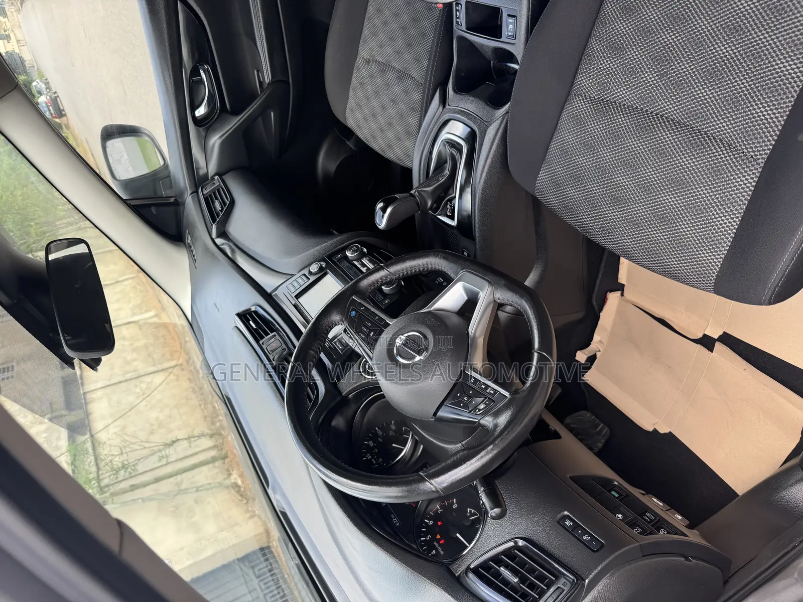 Nissan Rogue S AWD 2019 Gray