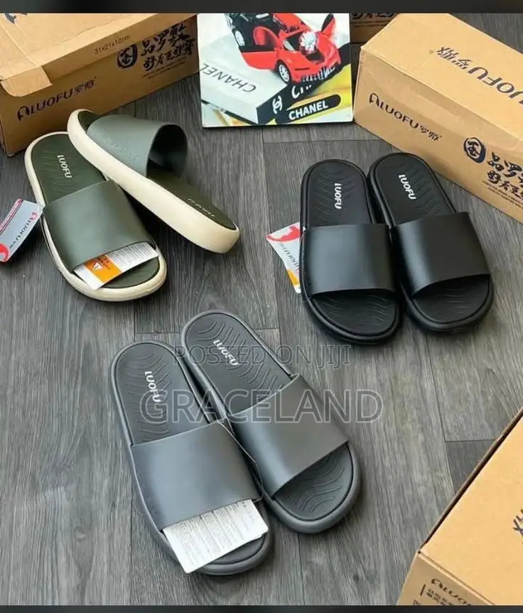 This Is Original Luofue Sports Slippers for Both Male-Female 41-45