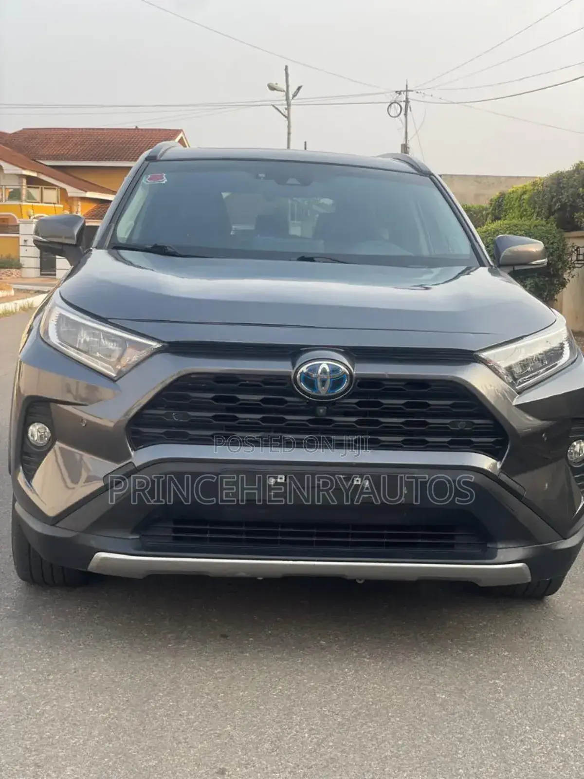 Toyota RAV4 Limited 2021 Gray