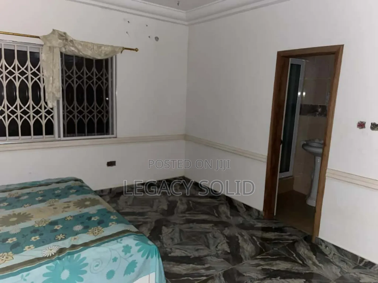 3bdrm House in Legacy Solid Real, Spintex for rent