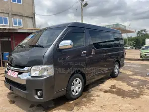 Toyota HiAce 2017 Grey