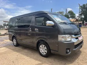 Toyota HiAce 2017 Grey