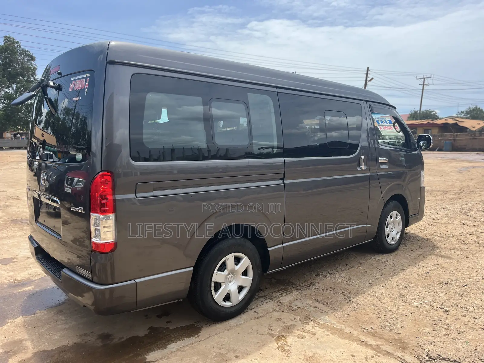 Toyota HiAce 2017 Grey
