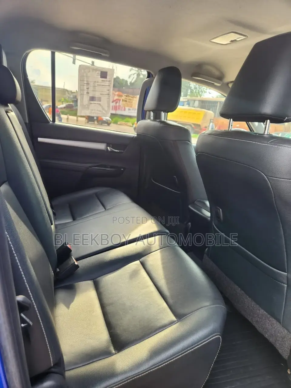 Toyota Hilux 2021 Blue