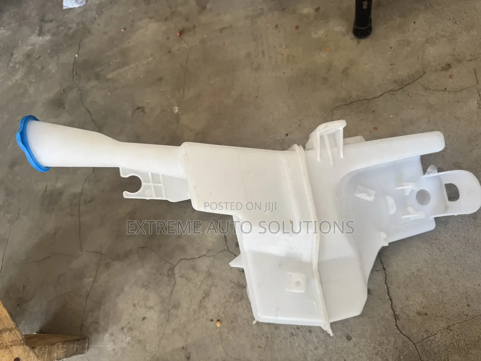 Windshield Washer Reservoir Tank Bottle For Hyundai Tucson 2016-2021
