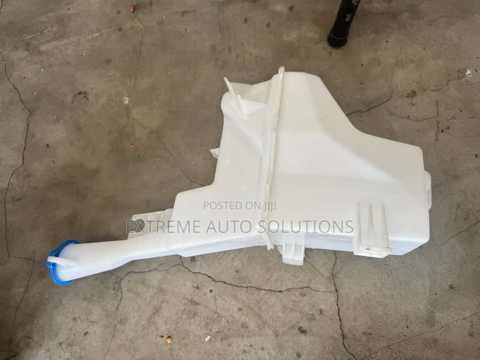 Windshield Washer Reservoir Tank Bottle For Hyundai Tucson 2016-2021