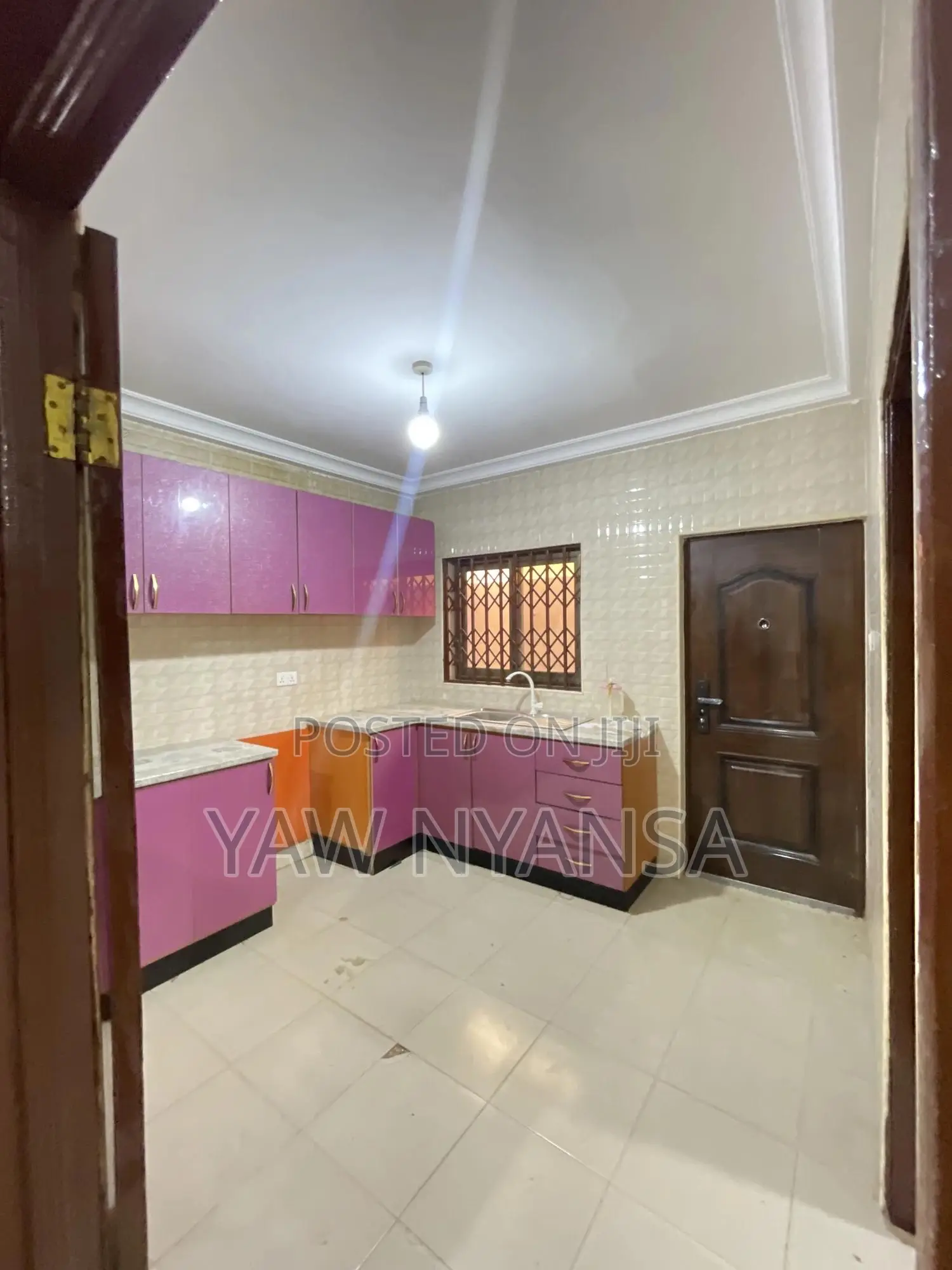 3bdrm Duplex in Bn Properties, Ashomang Estate for rent