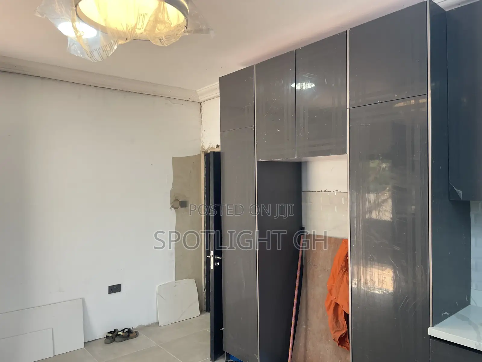 5bdrm House in En Homes, Spintex for sale