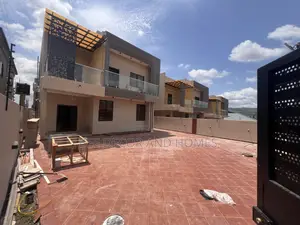 4bdrm House in Bee Decor & Homes, Oyarifa for sale