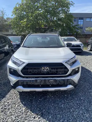 New Toyota RAV4 2024 White