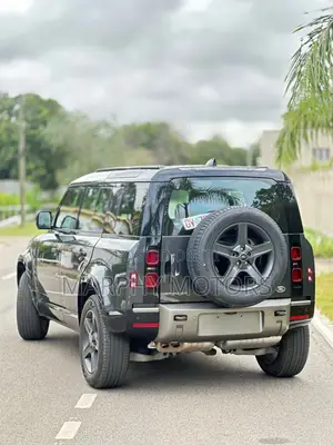 Land Rover Defender X-Dynamic SE 2024 Gray