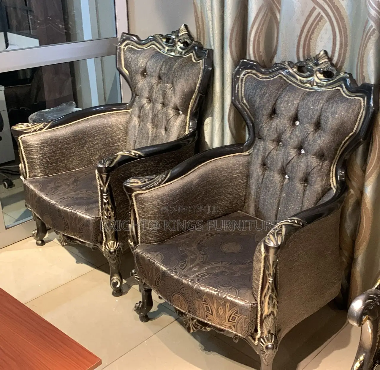 Classic Antique Single