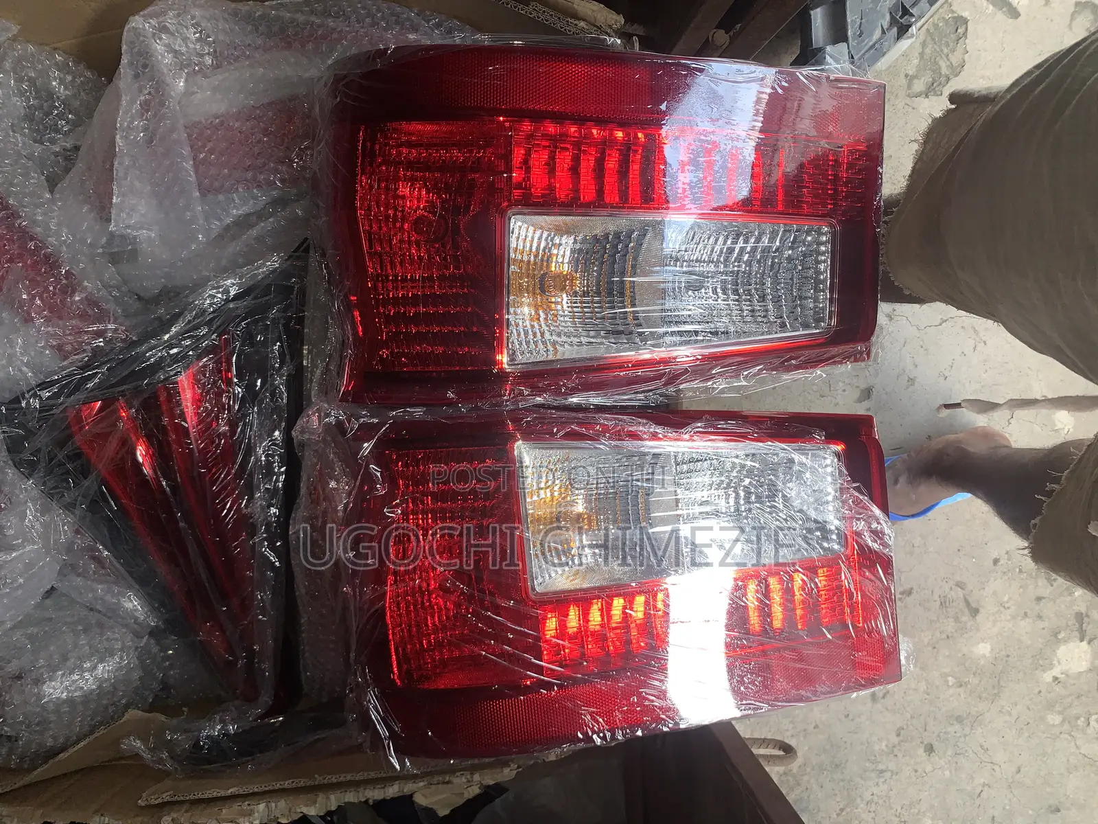 Toyota Coaster 2017/2018/2019/2020 Tail Lights Pair