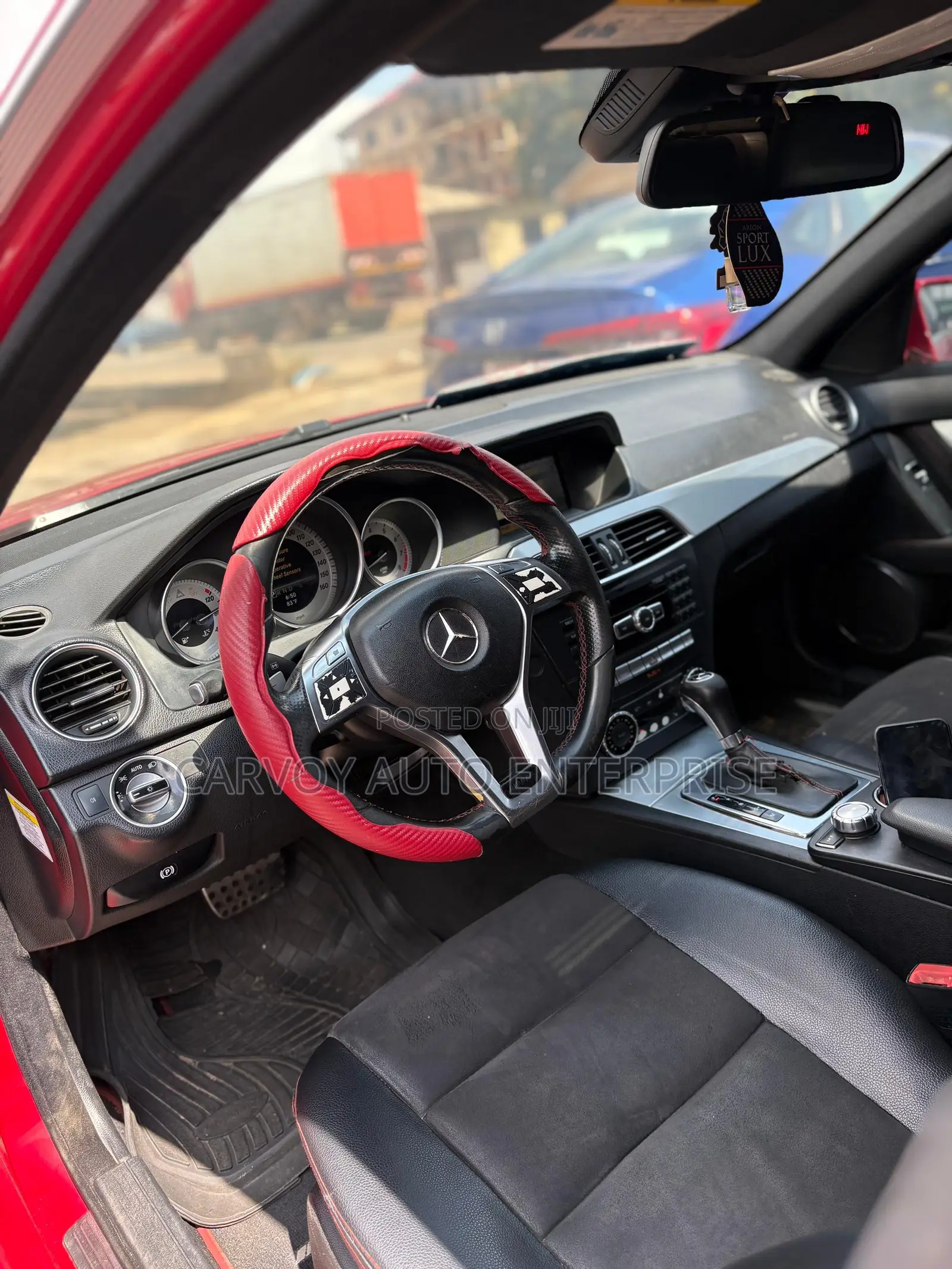 Mercedes-Benz C250 2013 Red