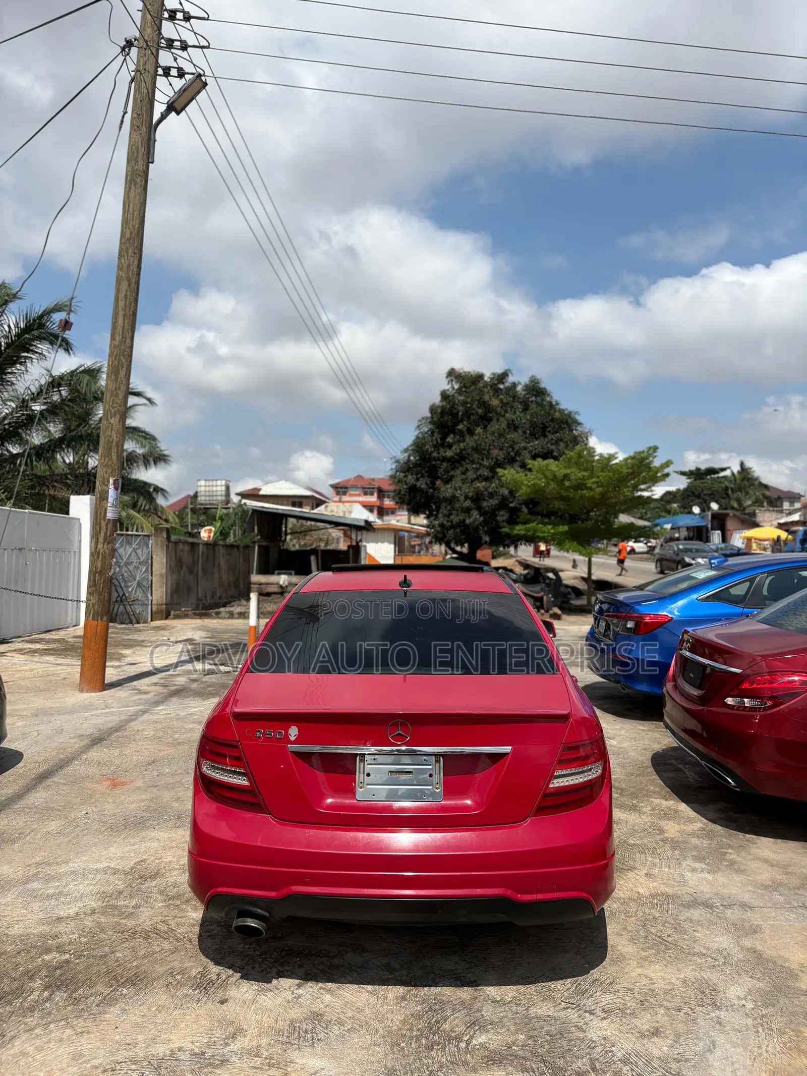Mercedes-Benz C250 2013 Red