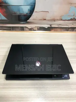 Laptop MSI 16GB Intel Core I7 SSD 1T