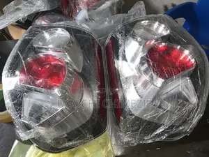 Toyota Pontiac Vibe 2009/2010/2011/2012/2013/2014 Rear/Tail Lights