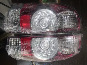 Toyota Tacoma 2008/2009/2010/2011/2012/2013/2014 Tail Light