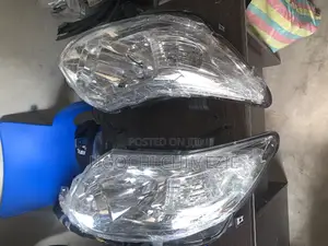 Toyota Fortuner 2008/2009/2010/2011/2012/2013 Headlight