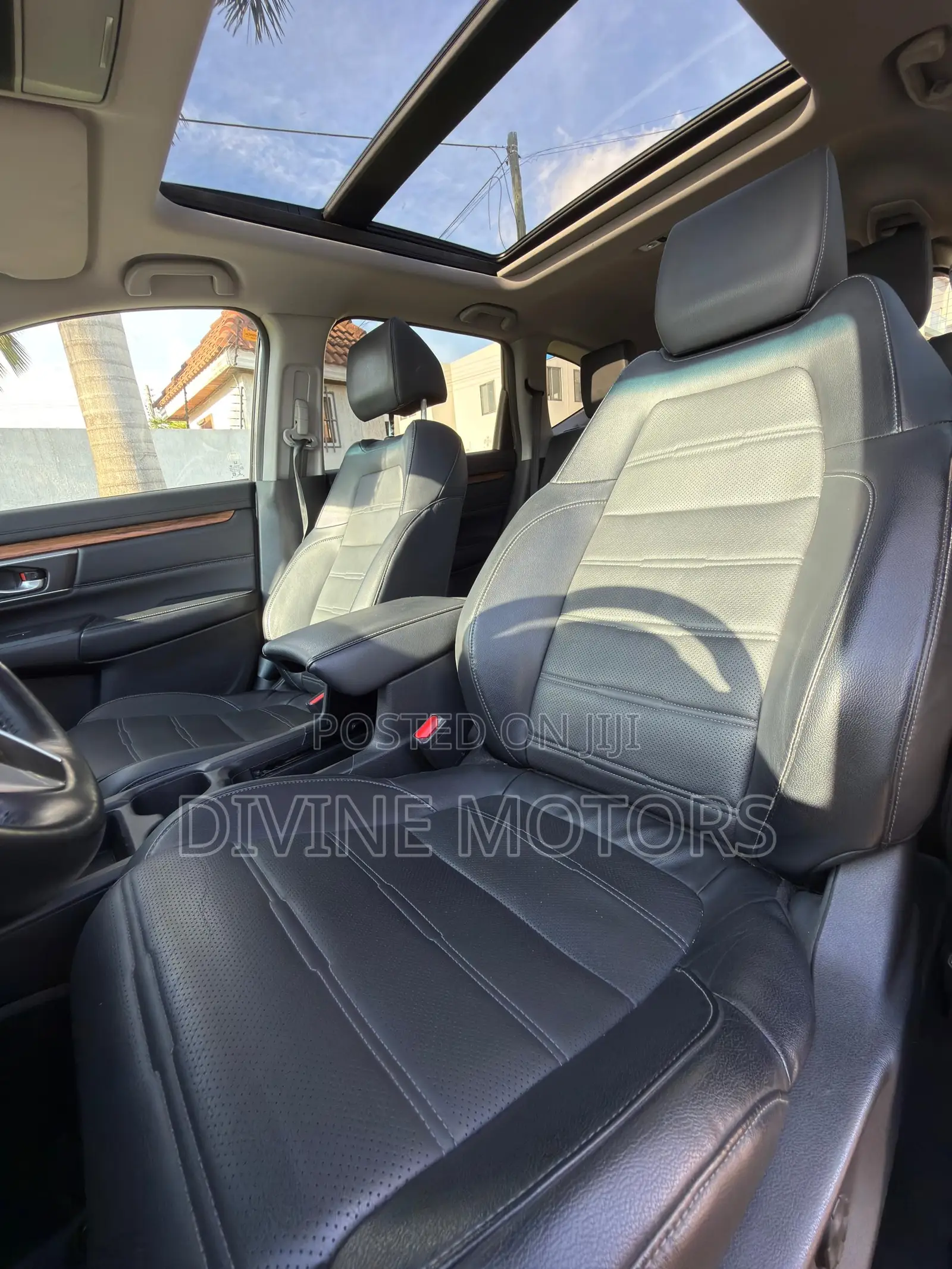 Honda CR-V Touring AWD 2018 Gray