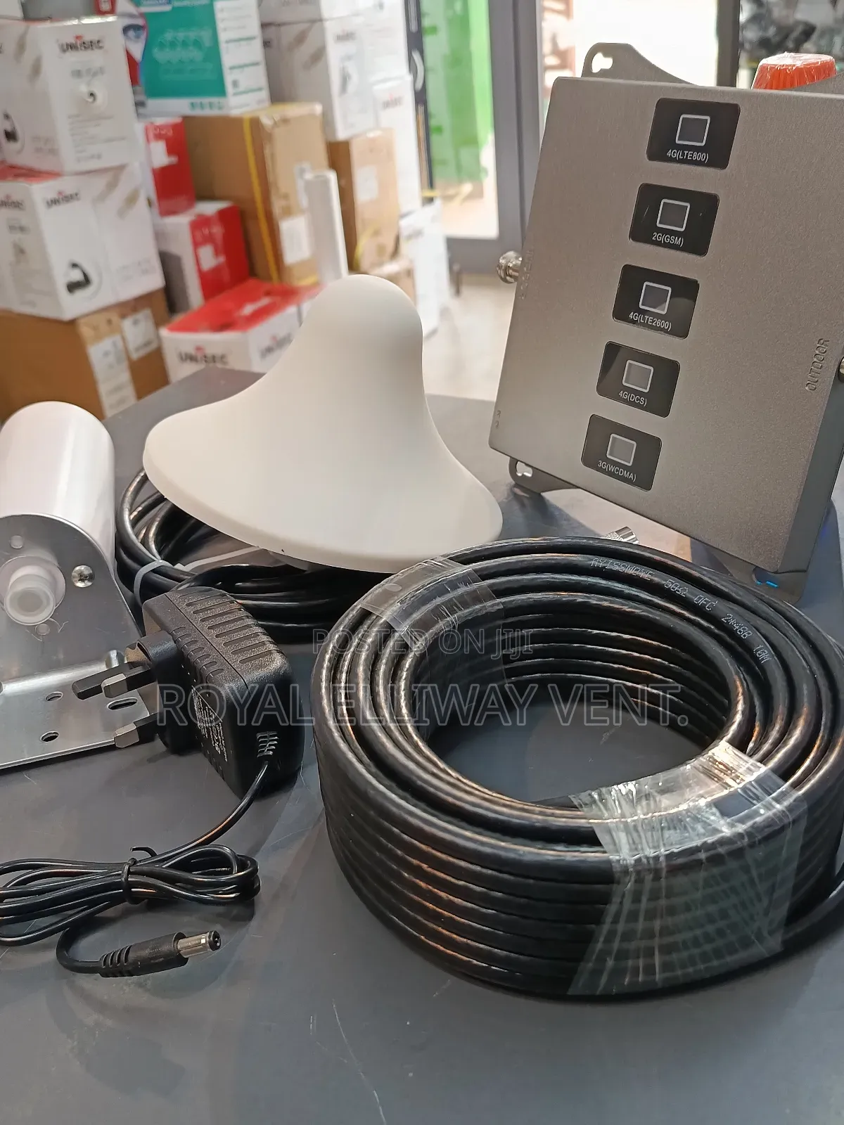 Omnidirectional Antenna Signal Booster