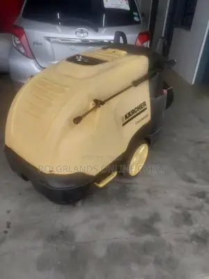 Karcher Hot and Cold High Presure Wash 200 Bar - HDS 10/24