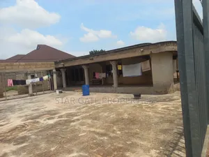 7bdrm House in Buokrom Estate, Kumasi Metropolitan for sale