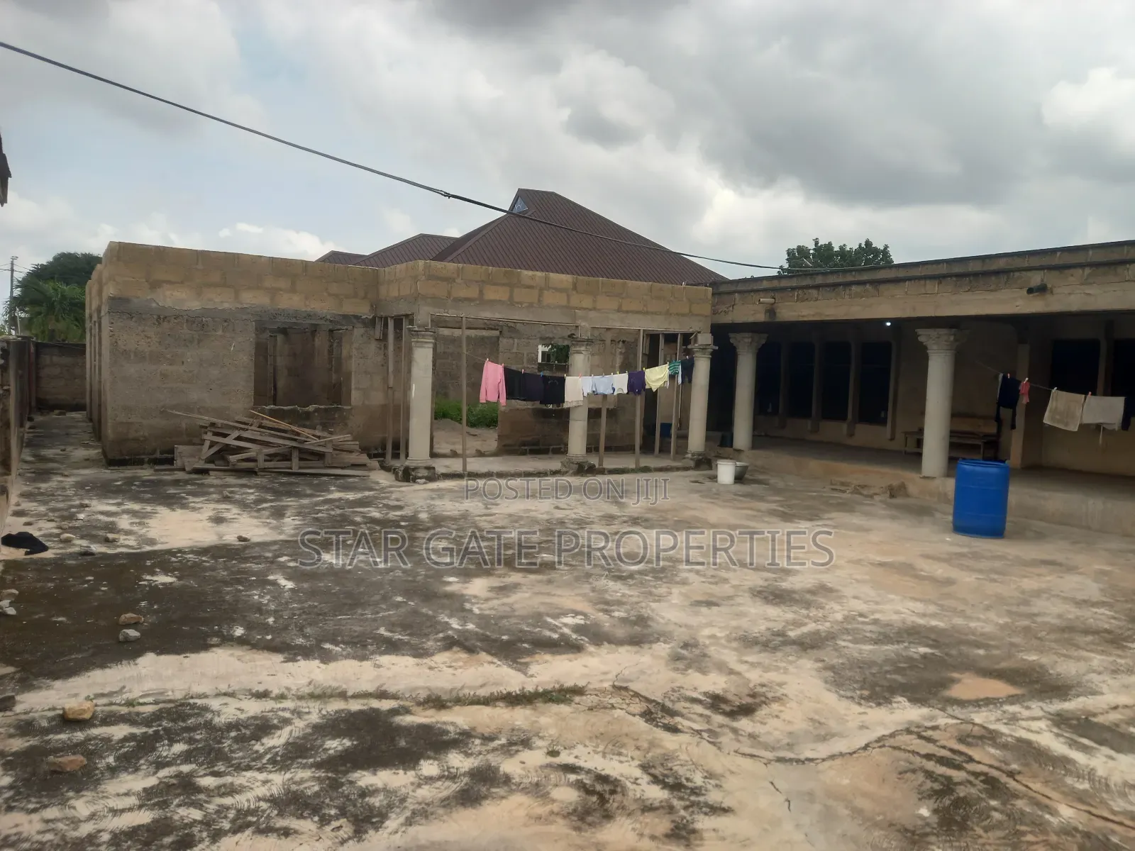 7bdrm House in Buokrom Estate, Kumasi Metropolitan for sale