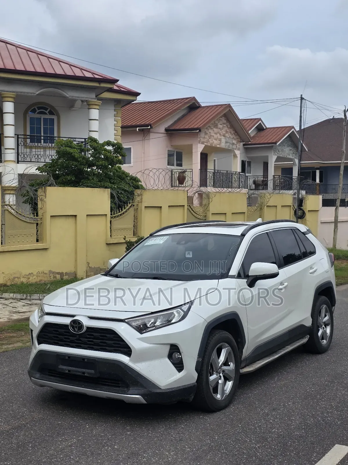 Toyota RAV4 Limited FWD 2020 White