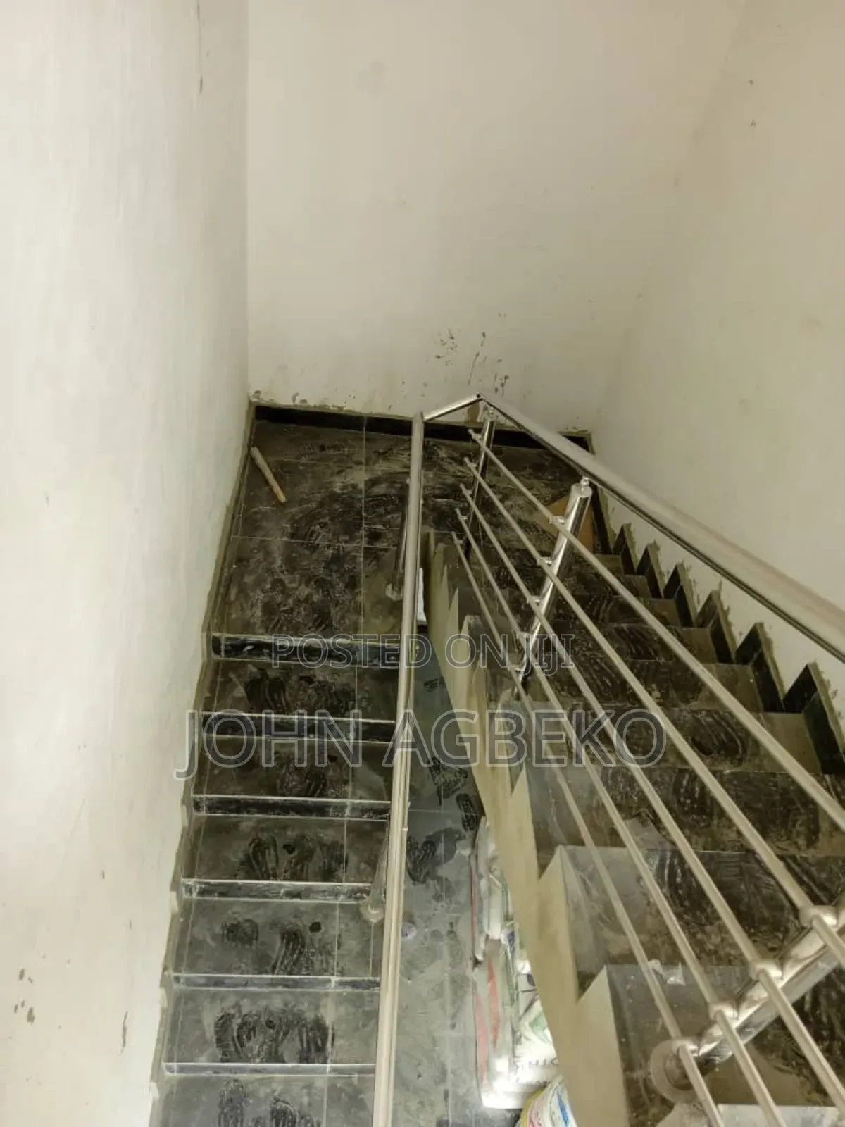 Tiles Master (Ghc 45 Per Sqm) (Ghc 450 Per Day @ 16msq)