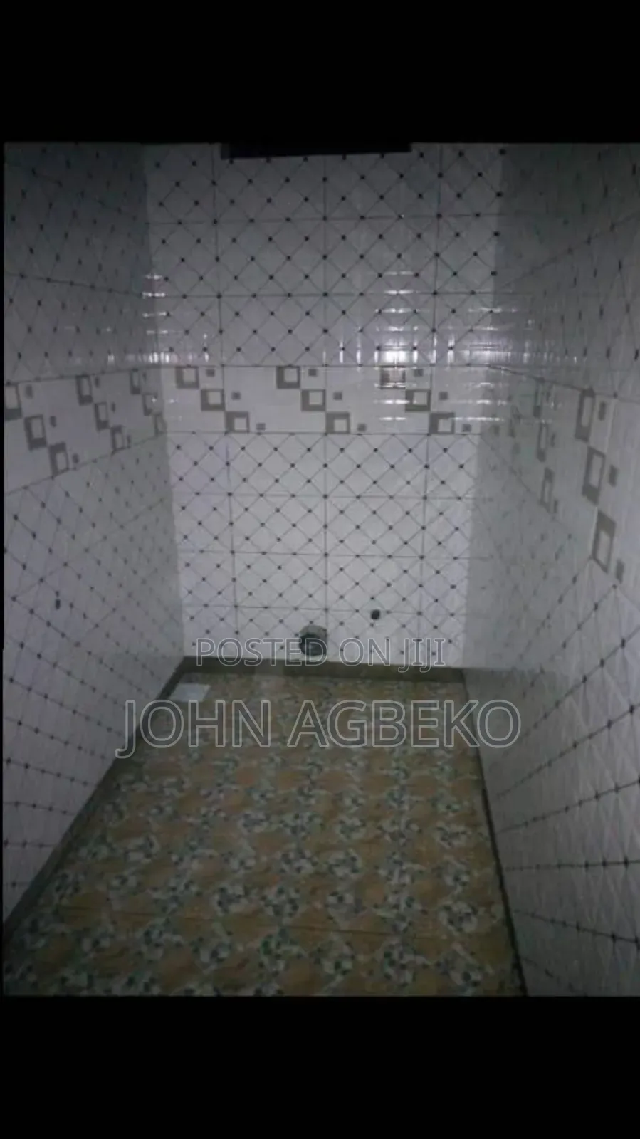 Tiles Master (Ghc 45 Per Sqm) (Ghc 450 Per Day @ 16msq)