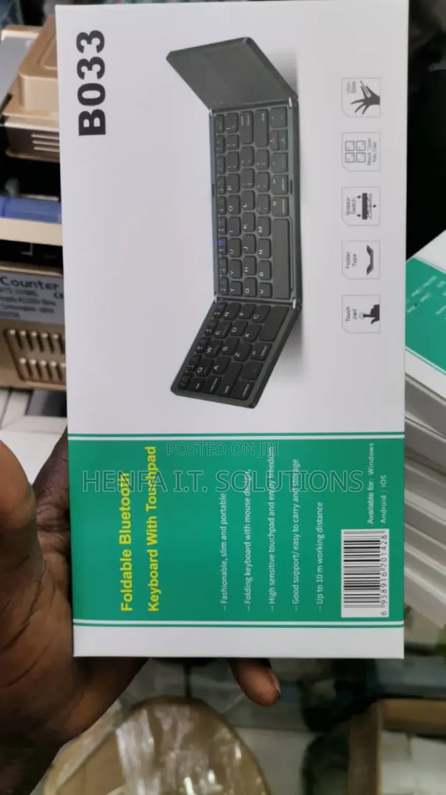 Foldable Bluetooth Keyboard With a Touchpad
