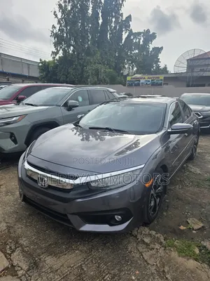 Honda Civic Touring 4dr Sedan (1.5L 4cyl) 2017 Gray