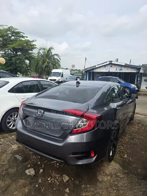 Honda Civic Touring 4dr Sedan (1.5L 4cyl) 2017 Gray