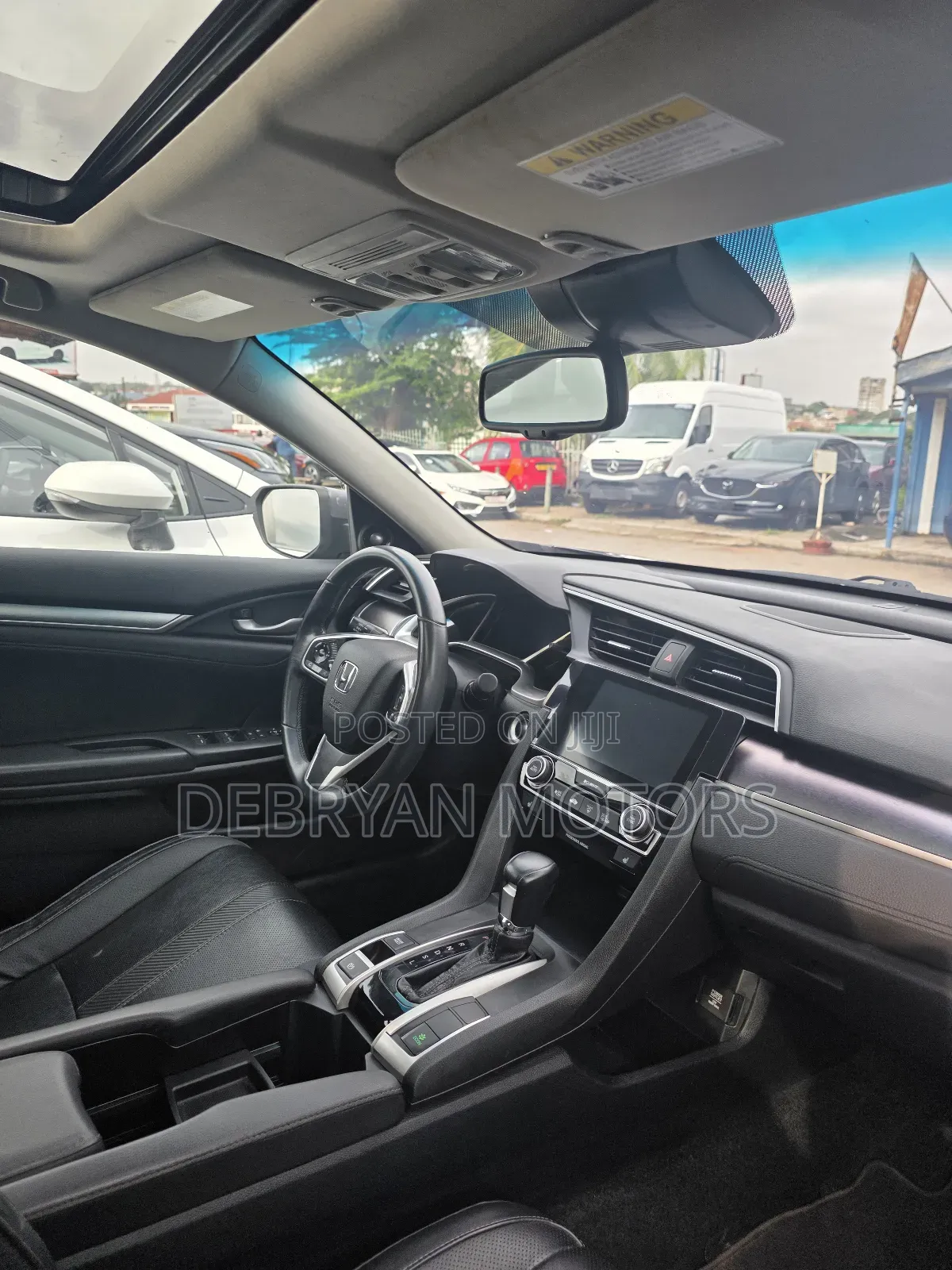 Honda Civic Touring 4dr Sedan (1.5L 4cyl) 2017 Gray
