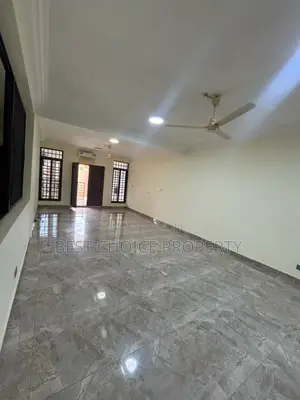 2bdrm Apartment in Lakeside Estate for rent