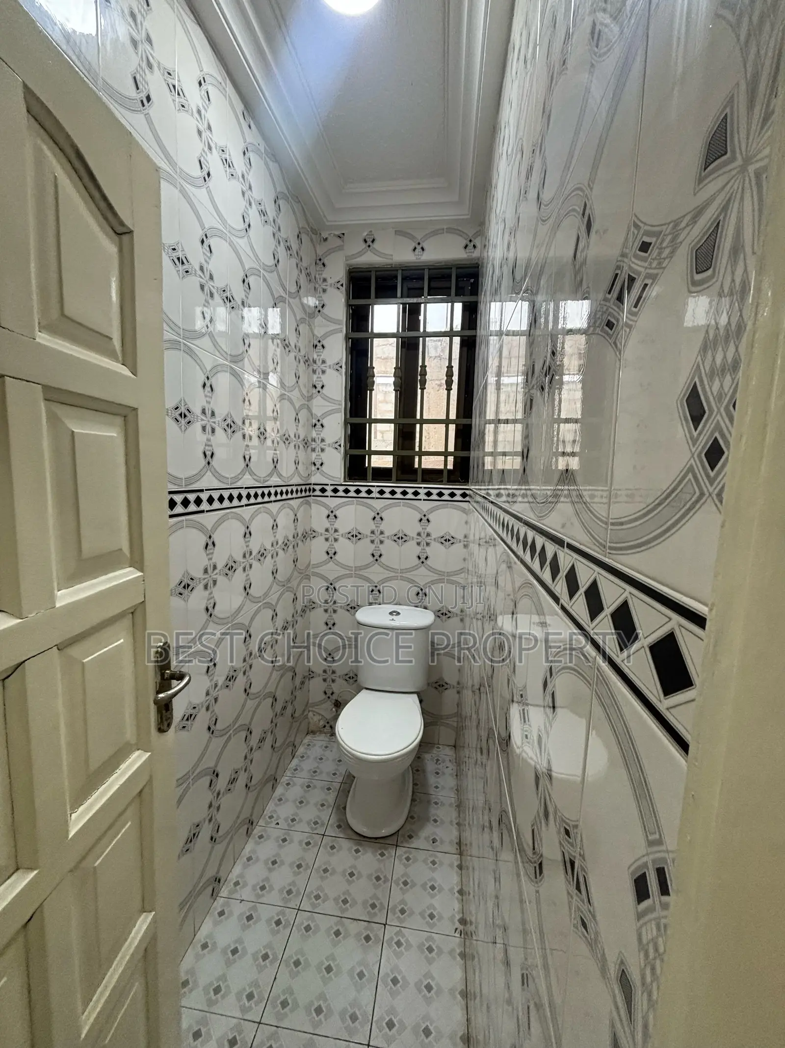 2bdrm Apartment in Lakeside Estate for rent
