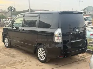 Toyota Voxy 2012 Black