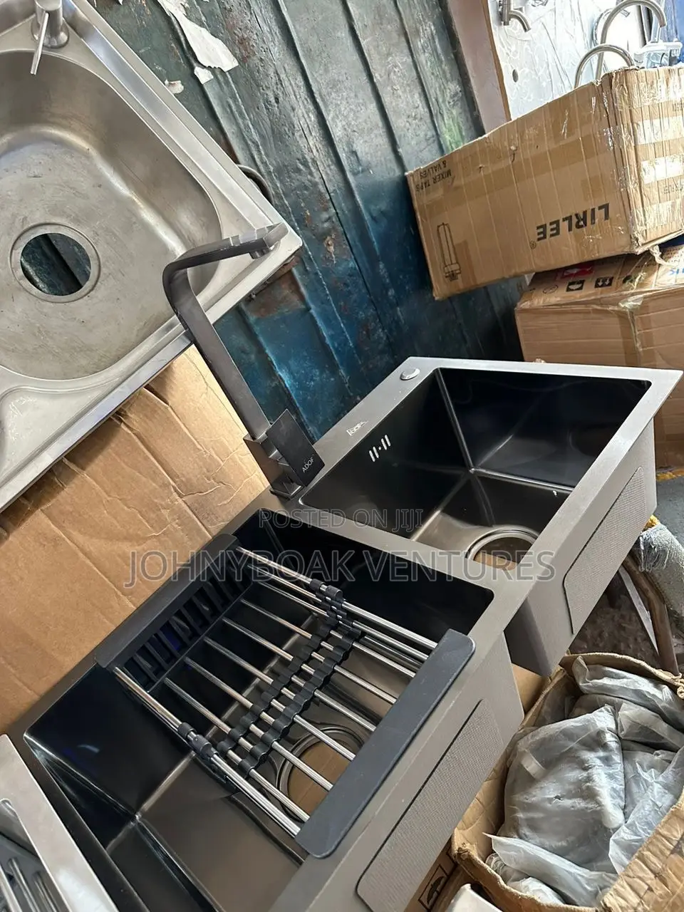 Black Kitchen Sink