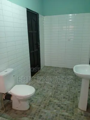 2bdrm Apartment in Salisbury Courts, School Junction for rent