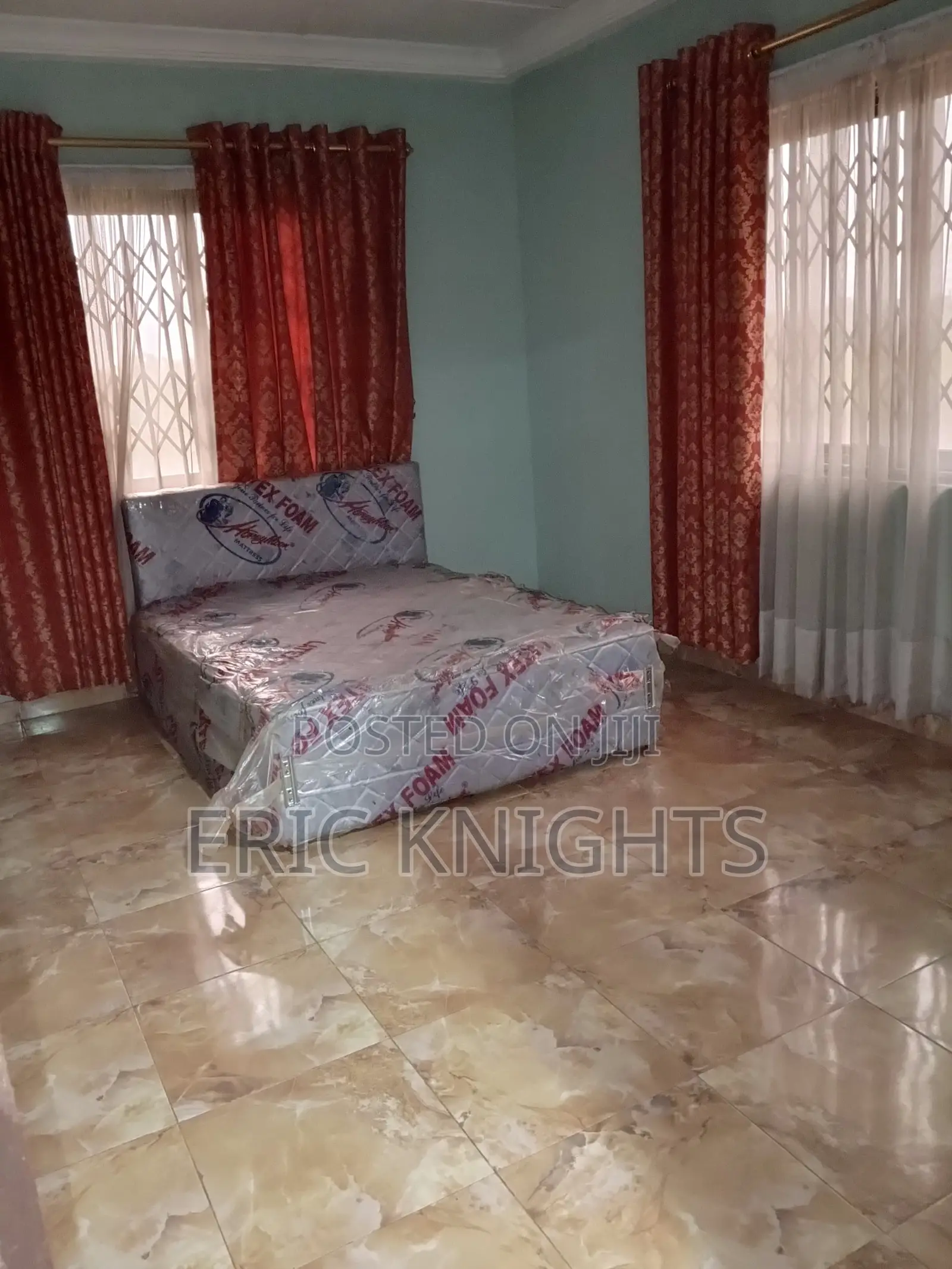 2bdrm Apartment in Salisbury Courts, School Junction for rent