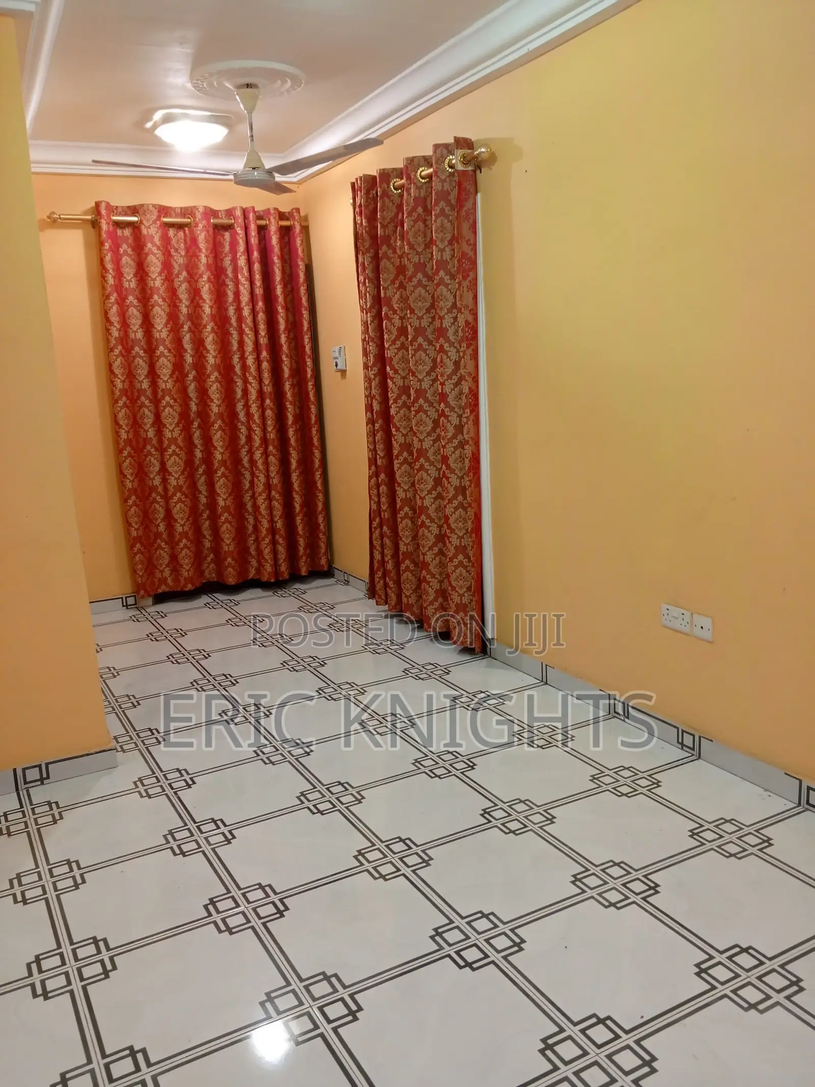 2bdrm Apartment in Salisbury Courts, School Junction for rent